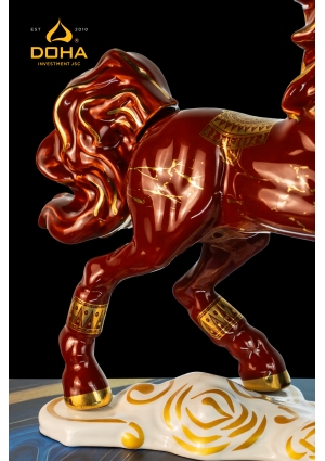 Ngựa sứ đỏ doc-17