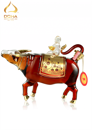 Rượu trâu Đông Hồ Royal Rich XO 23K Gold cậu bé ôm vàng